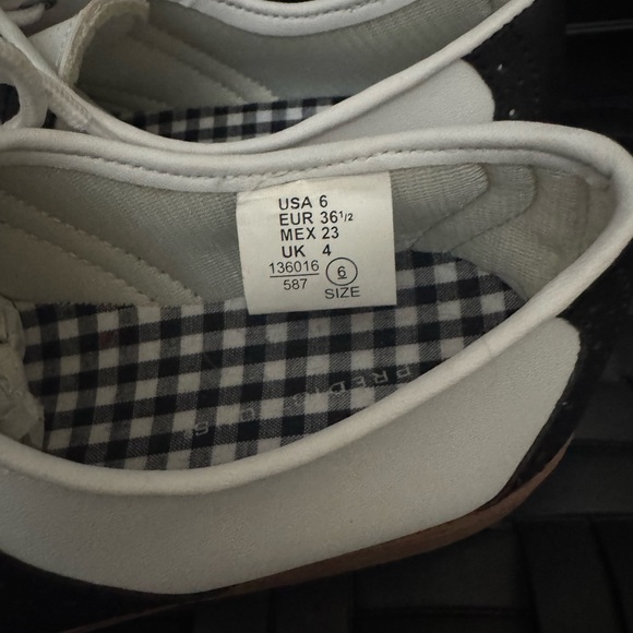 Classic Black and White Women's Oxfords Saddle shoes 6 - Picture 6 of 13